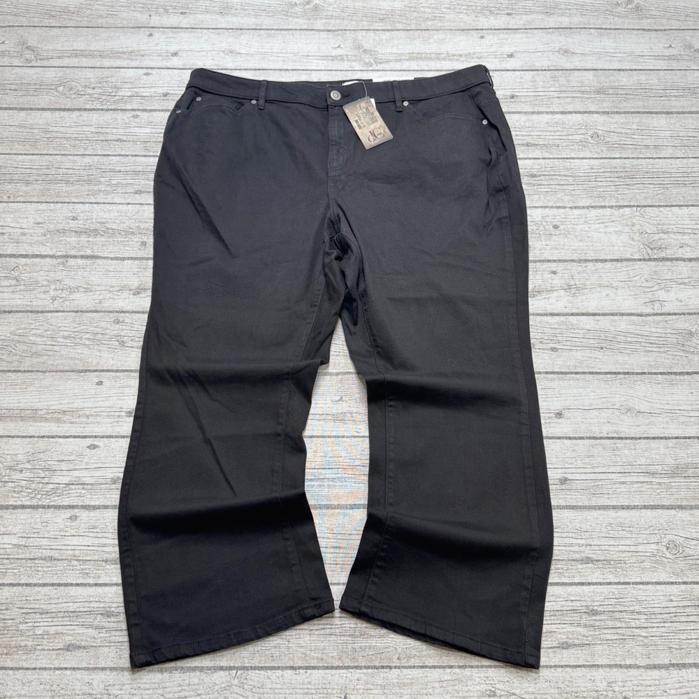 NEW D/C Jeans Women's 24P Black Curvy Fit Classic Bootcut Leg Stretch Workwear